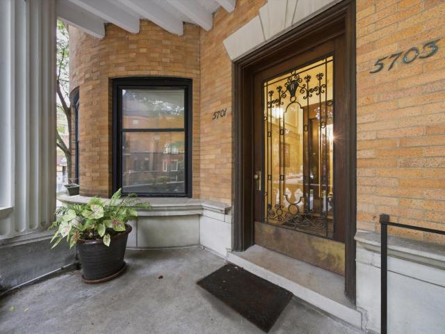 Condo for sale in Chicago Park, Illinois