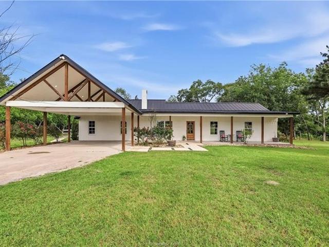 House for sale in Madisonville, Texas