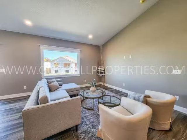 House for rent in Urbandale