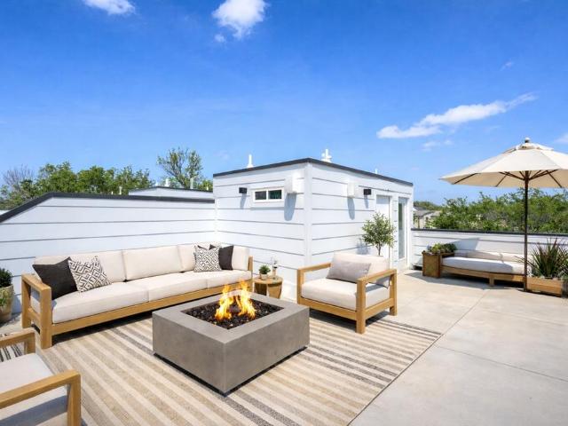 Condo for sale in Dallas, Texas