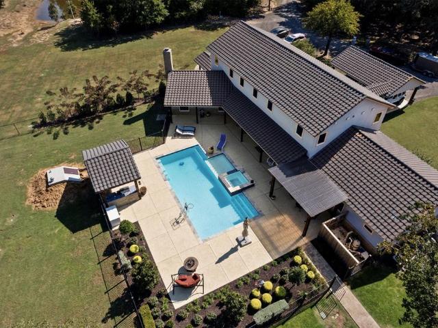 House for sale in Carter, Oklahoma