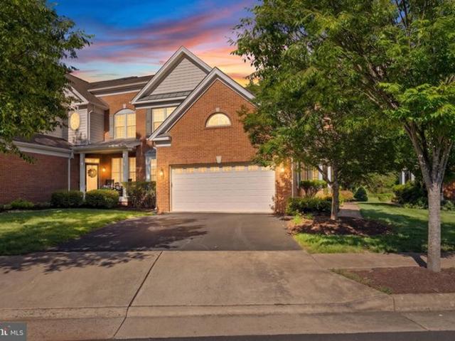Townhouse for sale in Virginia
