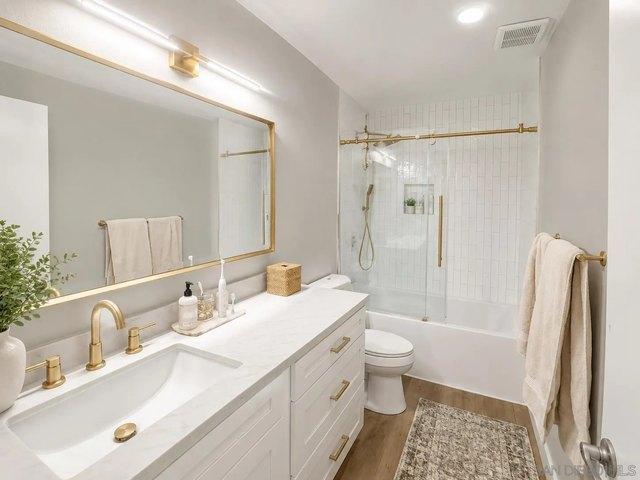 Condo for sale in La Mesa, California