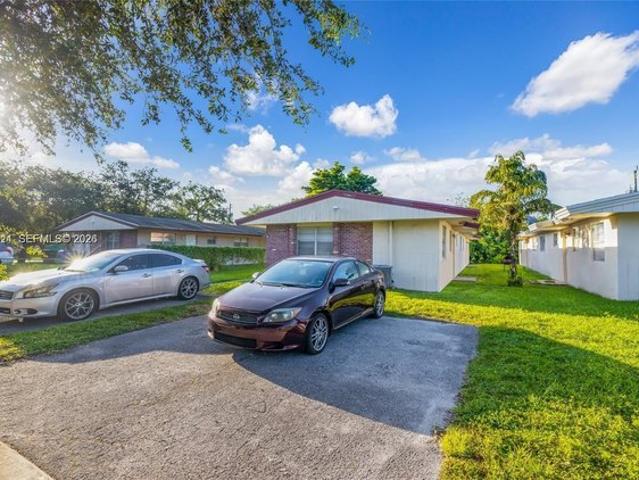 House for sale in Hollywood, Florida