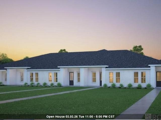 Townhouse for sale in Zachary, Louisiana