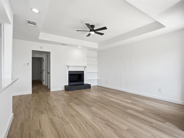 House for sale in Arlington, Tarrant County
