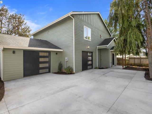 House for sale in Elyville, Oregon City