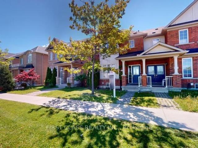 Townhouse for sale in Woburn, Ontario