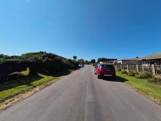 Land for sale in Cape St Francis, Eastern Cape