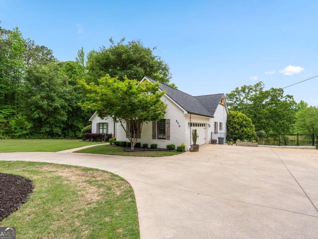 House for sale in Moreland, Georgia