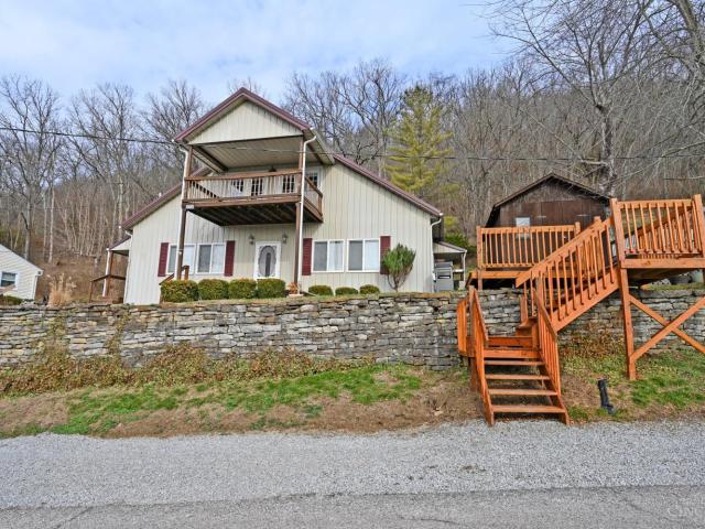 House for sale in Aberdeen, Ohio