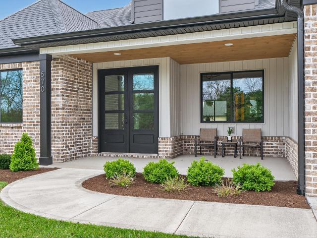 House for sale in Versailles, Kentucky