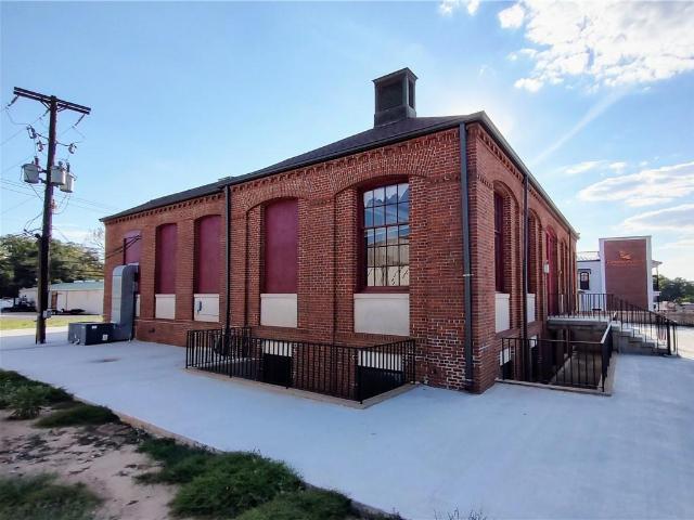 Commercial for sale in Many, Sabine Parish