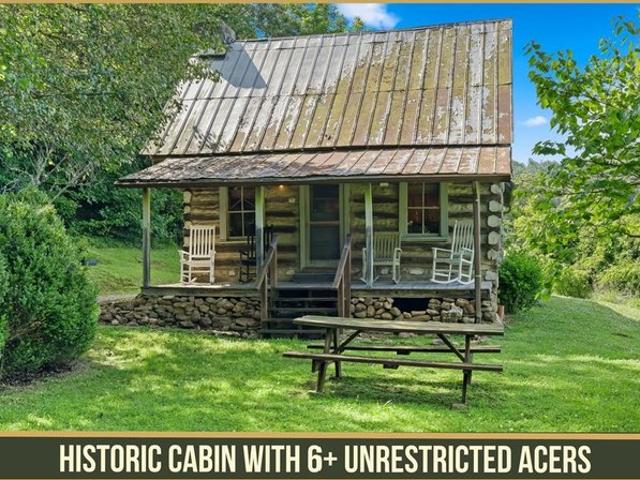 House for sale in Franklin, North Carolina