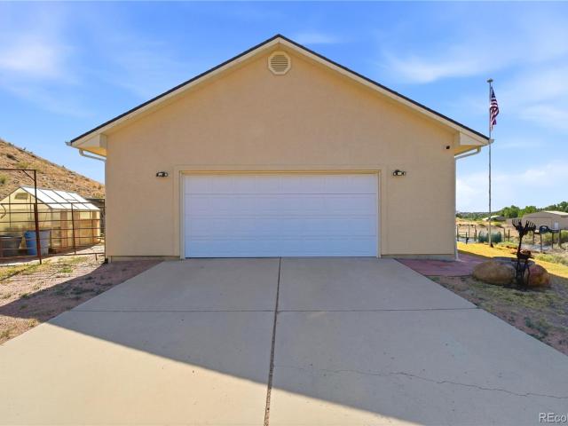 House for sale in Penrose, Fremont County
