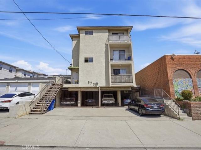 House for sale in Canoga Park, California