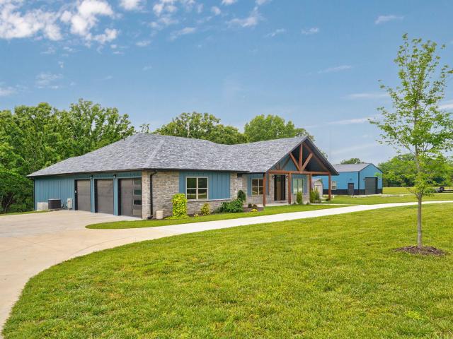 House for sale in Fordland, Missouri