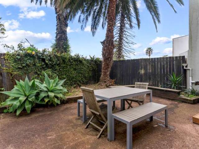 Townhouse for sale in Auckland, Oroua County