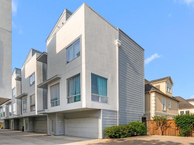 Townhouse for sale in Houston