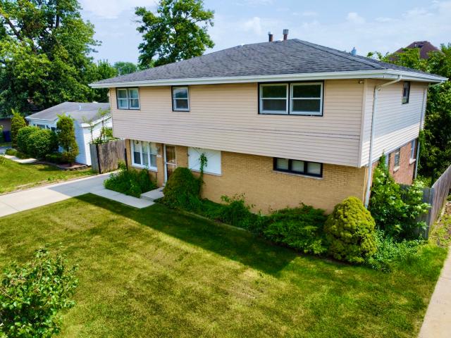 House for sale in Oak Lawn, Illinois