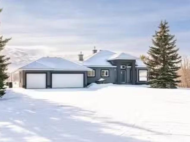House for sale in Alberta