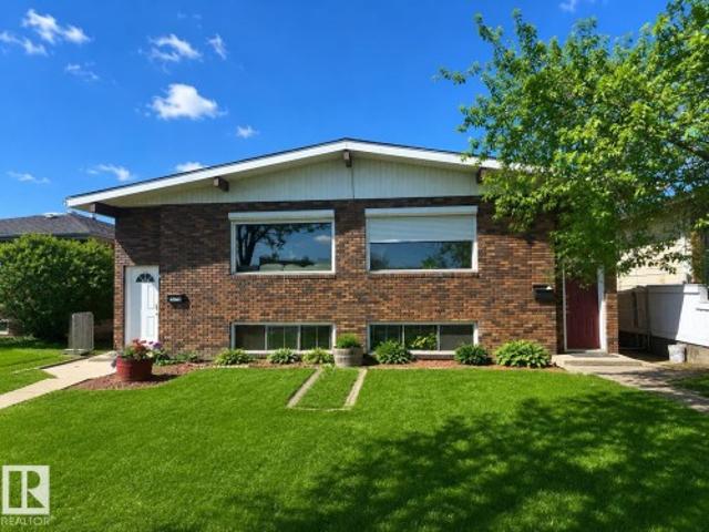 House for sale in Wedgewood, Alberta