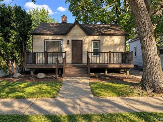 House for sale in Telegraph Super-Highway, Dearborn Heights