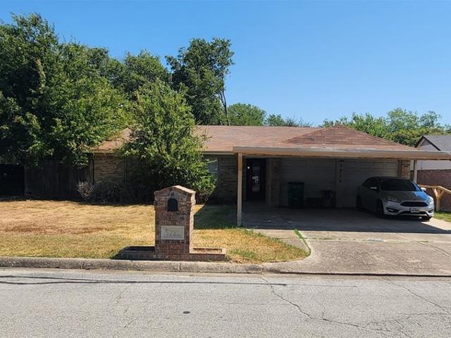 House for sale in Haltom City, Texas