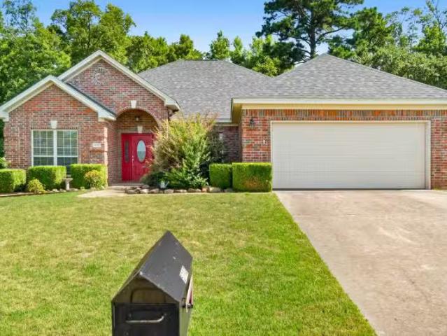 House for rent in Benton