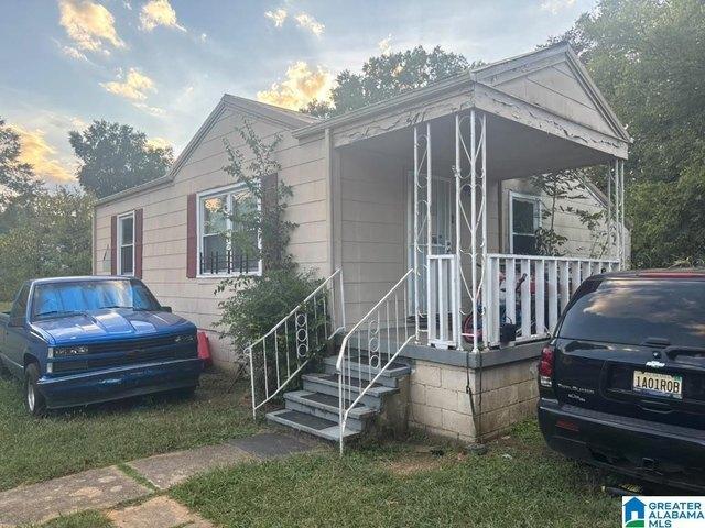 House for sale in Midfield, Jefferson County