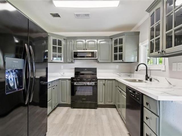 House for sale in Violet House for sale in Violet