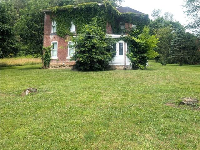 House for sale in Uhrichsville, Ohio