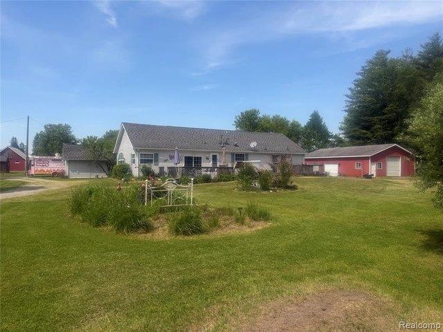 House for sale in North Branch, Michigan