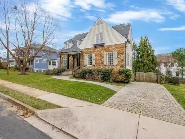 House for rent in Arlington
