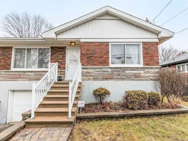 House for rent in Cote-saint-luc, Quebec