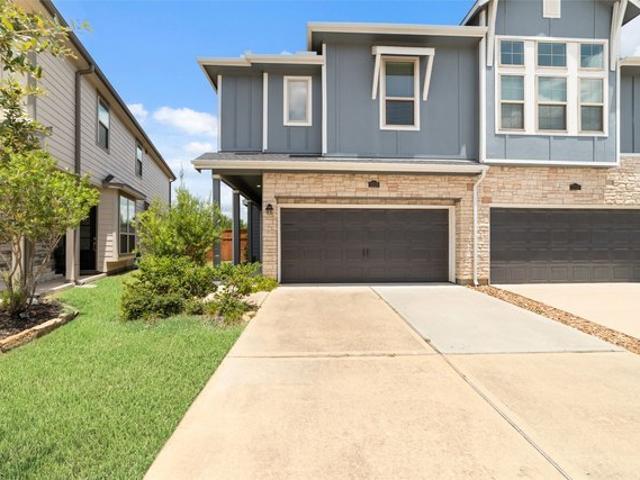 Townhouse for sale in Fulshear, Texas