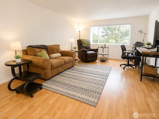 Condo for sale in Everett, Washington