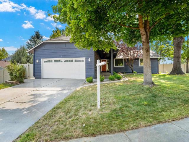 House for sale in Eagle, Idaho