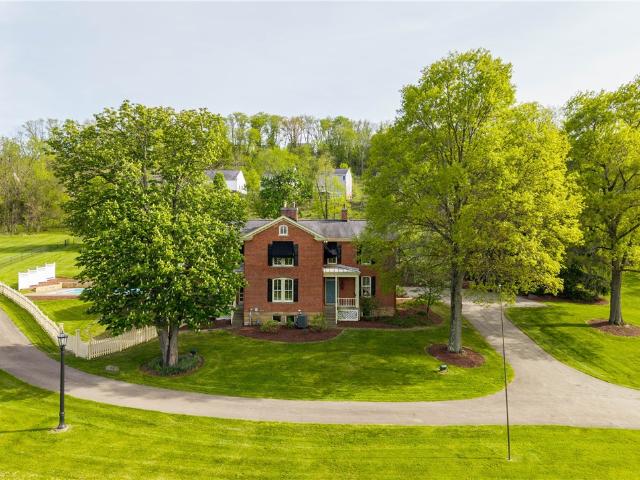 House for sale in Strabane, Pennsylvania