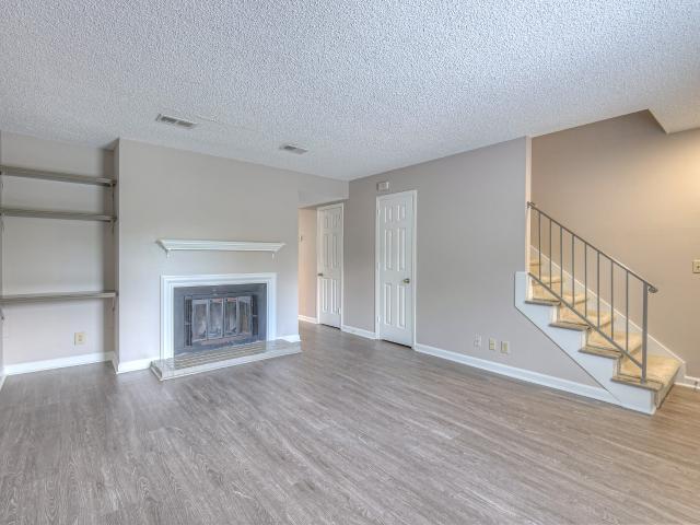 Townhouse for sale in Brentwood
