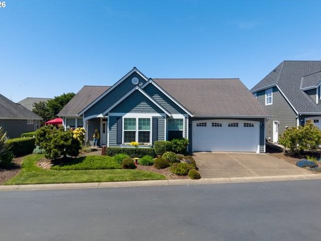 House for sale in Oregonia