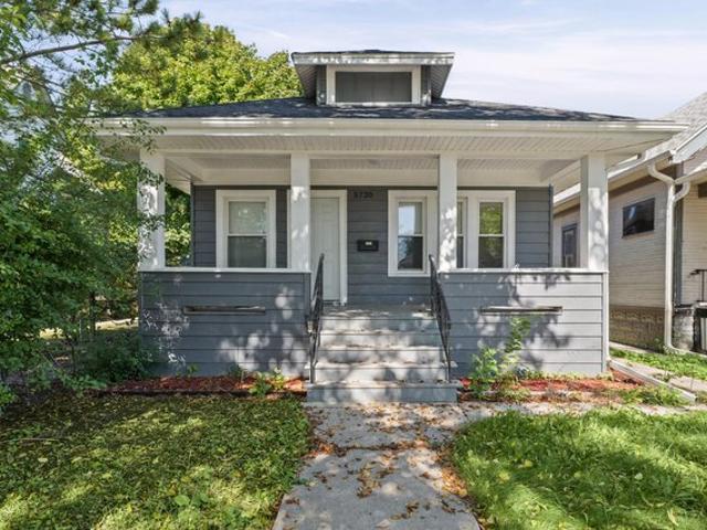 House for sale in McGeoch Meadows, West Allis