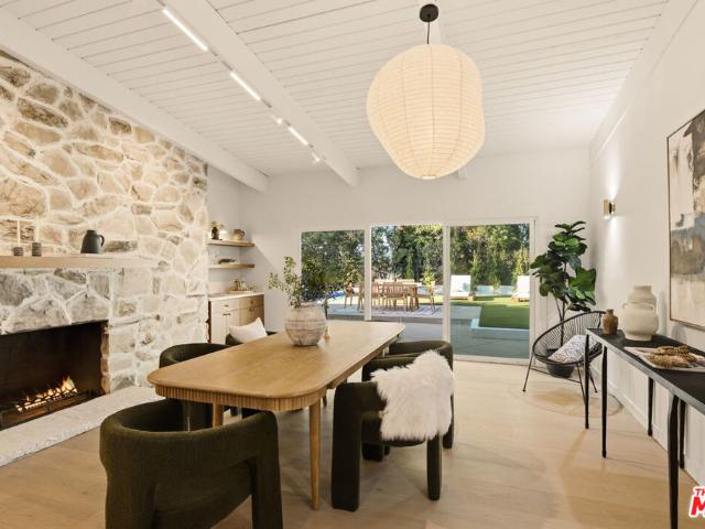 House for sale in Woodland Hills-Warner Center Neighborhood Council District, Los Angeles