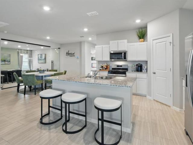 House for sale in Zebra Plaza, Grandview