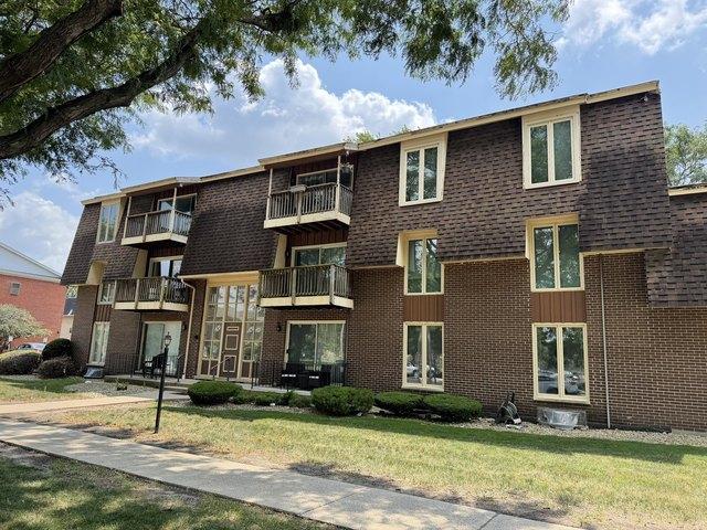 Condo for sale in Oak Lawn, Illinois