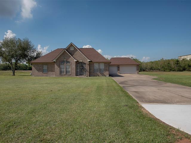 Farm for sale in Hitchcock, Texas