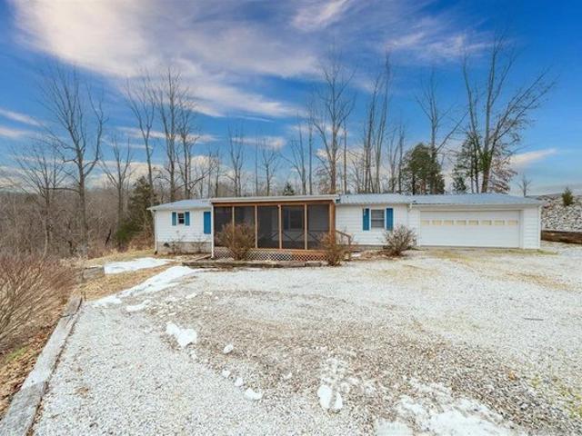 House for sale in Whitesville, Kentucky