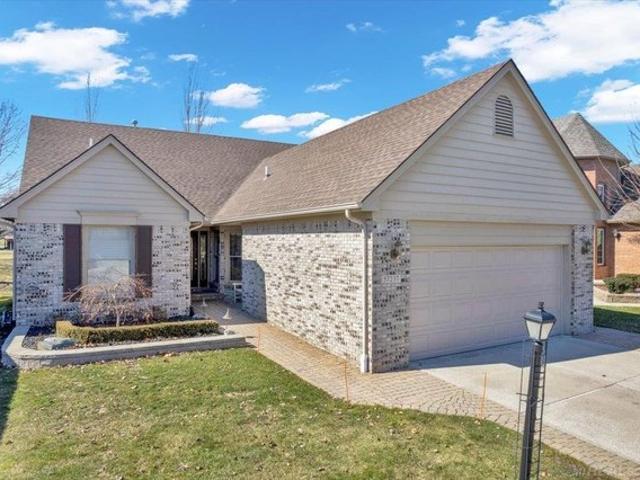 Condo for sale in Washington, Missouri