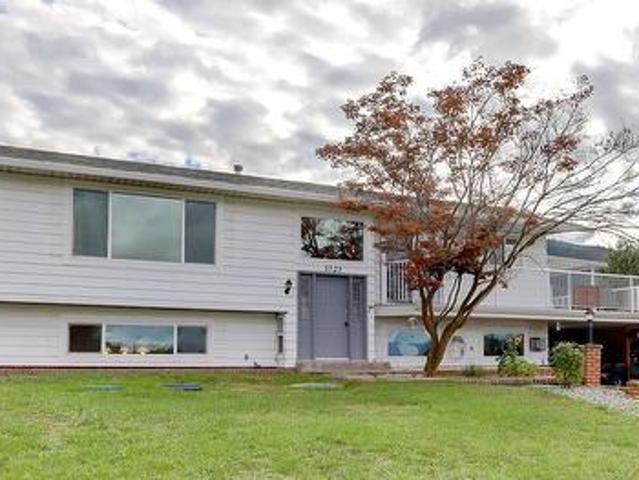 House for sale in Area B (Westside/Swan Lake/Kalamalka Lake), Regional District of North Okanagan
