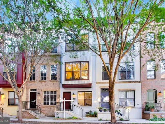 Townhouse for sale in Hyattsville, Maryland